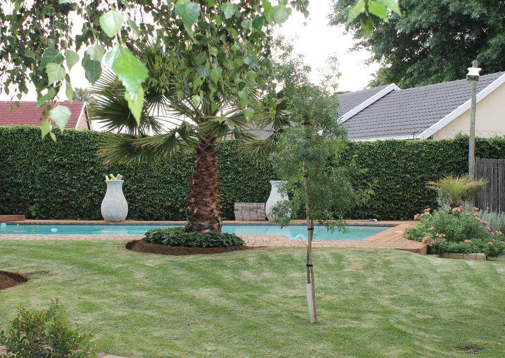 Fin And Feather Guest Lodge Boksburg Exterior photo