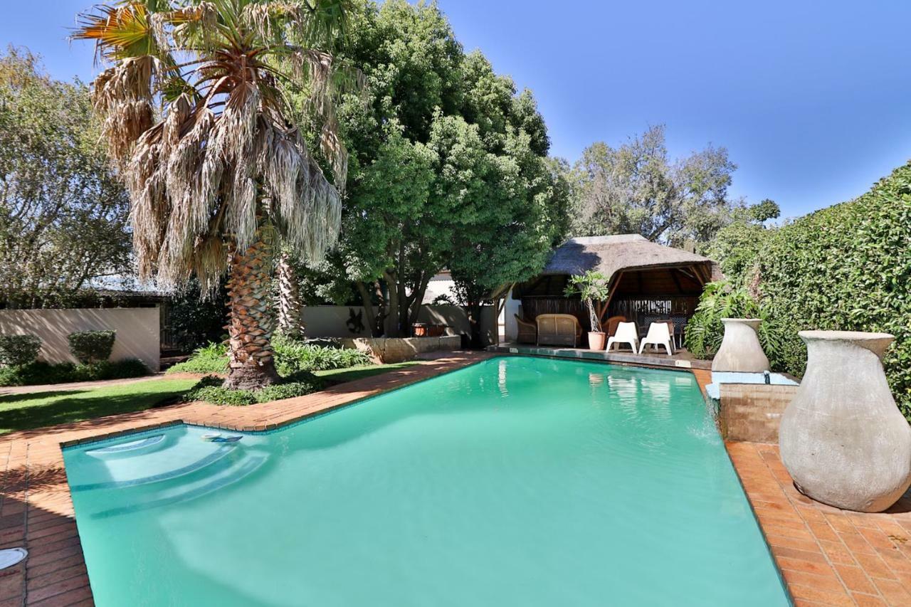 Fin And Feather Guest Lodge Boksburg Exterior photo
